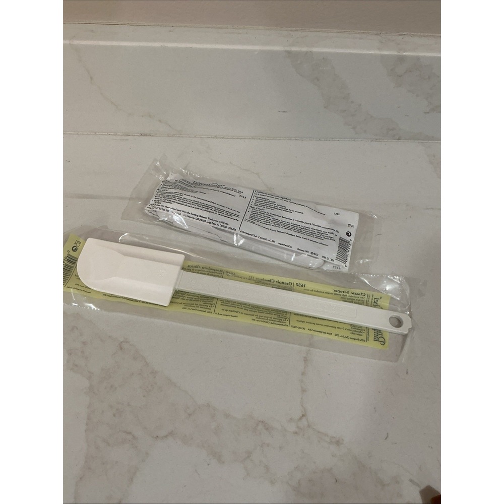 New Pampered Chef Scraper 1650 Spatula 11" & Adjustable Measuring Spoons 2215